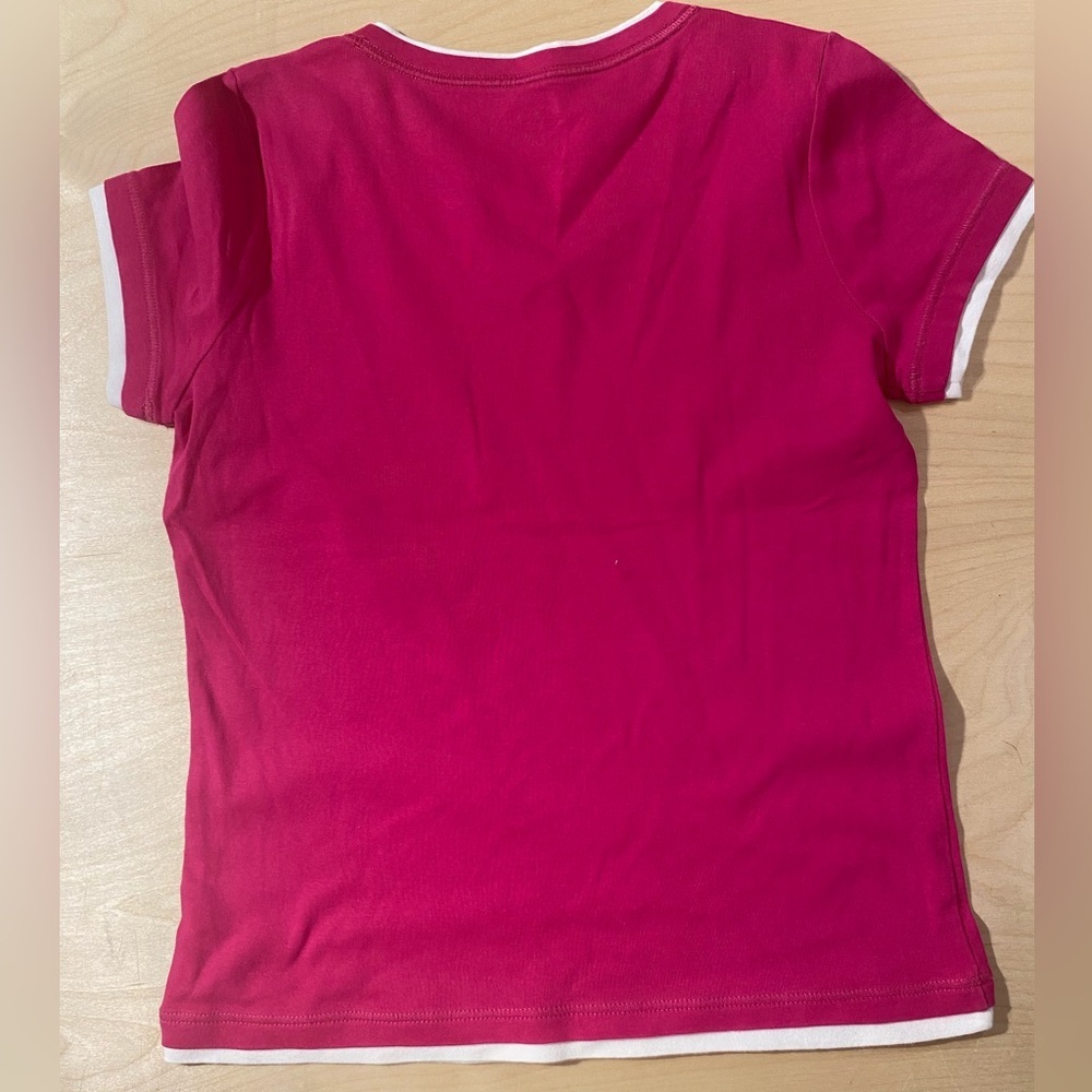 SB Active Fuchsia V-Neck Tee with White Trim Medium (QM) - Picture 6 of 6